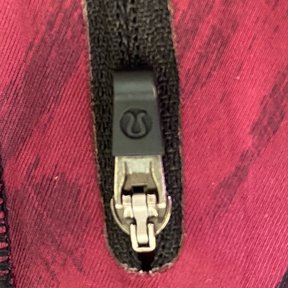 Lululemon All Sport Crop - Picture 8 of 10